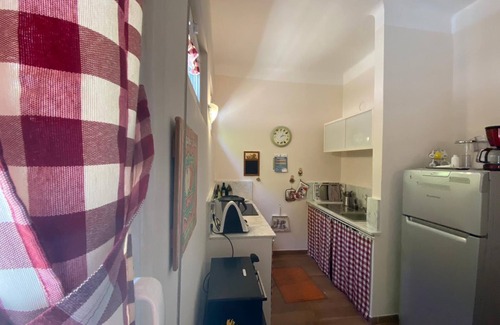 Corniglia Apartment | ARIANNA'S HOUSE full of light and sunshine in beautiful Corniglia (Cinque Terre)