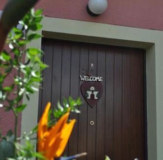 Capoterra Bed & Breakfast | Ariedo Bed And Breakfast