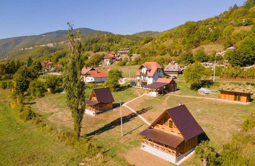 Mokra Gora Ski Chalet | Arielove kolibe