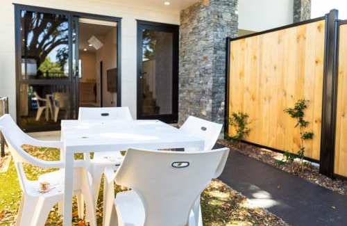 Lower Hutt House | Ariki Serenade House 2BR Peaceful Stay