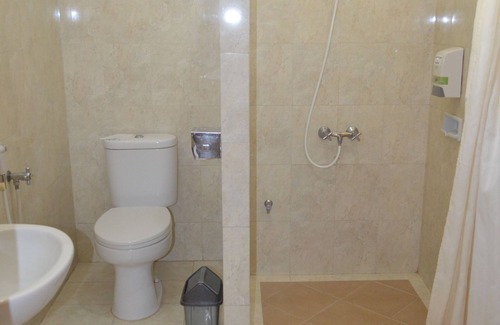 Laweyan Hotel | Arini Hotel