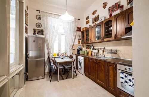 Varna City Centre Apartment | Aristocratic 2bdrm Top Center Apartment
