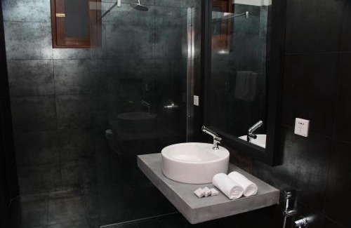 Yodakandiya Hotel | Ariya Tissa