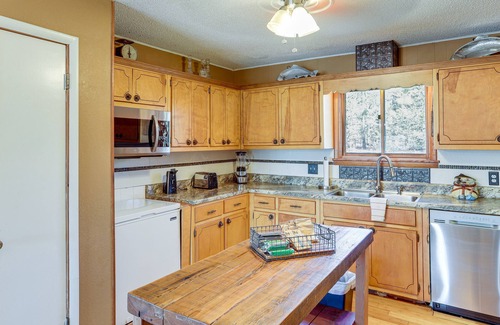 Horseshoe Bend House | Arkansas Lake House w/Private Dock!