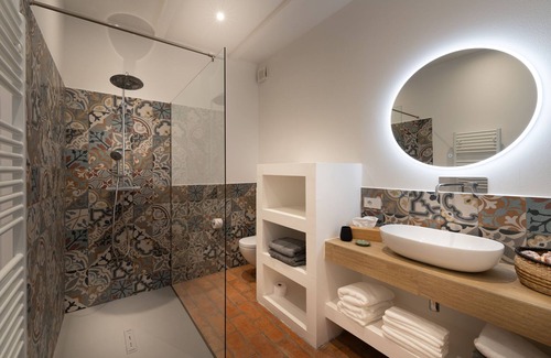 Bivio Lugnano Bed & Breakfast | Arlecchino Onze Suite, Deze Kamer Straalt Authenticiteit, en Warmte uit