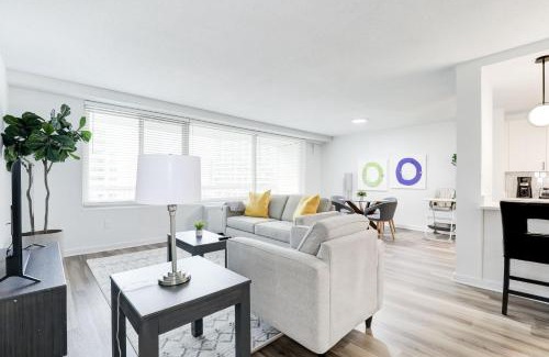 Aurora Highlands Apartment | Arlington Chic 2BR - Minutes to DC and Hotspots