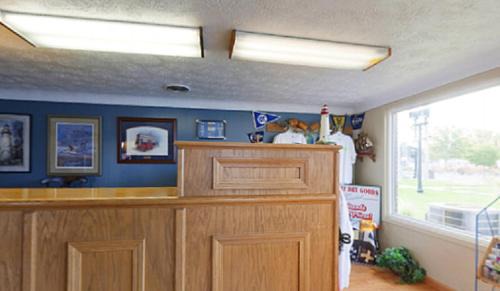 Port Clinton Hotel | Arlington Inn
