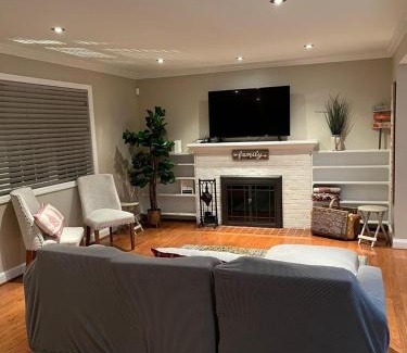 Arlington House | Arlington, VA for Lovers and Friends