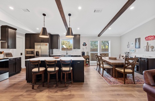 Austin House | Arlo Next to Charming and Cozy Hill-Country Haven