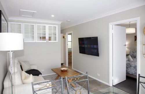 Armidale Apartment | Armidale Cottage on Taylor Unit 2