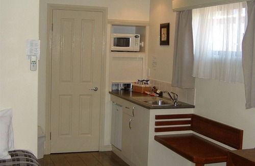 Armidale City Centre Hotel | Armidale Pines Motel