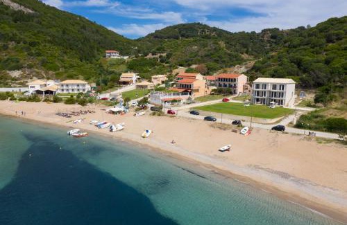 Afionas House | Armikes Beachfront Suites Afionas