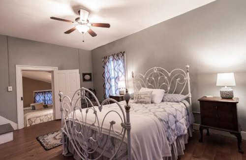 Bolivar House | Armory Quarters B
