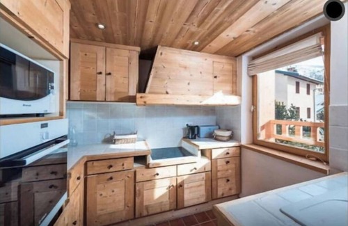 Villarabout Ski Chalet | Arnica 1 · Chalet Arnica