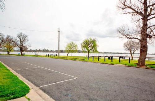 Yarrawonga House | Arnie's Place
