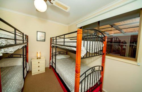 Yarrawonga House | Arnie's Place