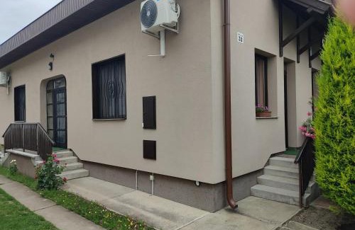 Hajduszoboszlo Apartment | Arnika Vendégház