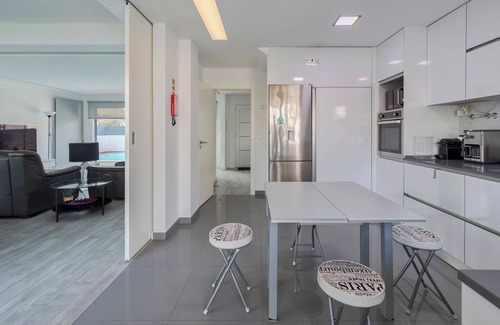 Charneca de Caparica e Sobreda House | Aroeira Luxury House