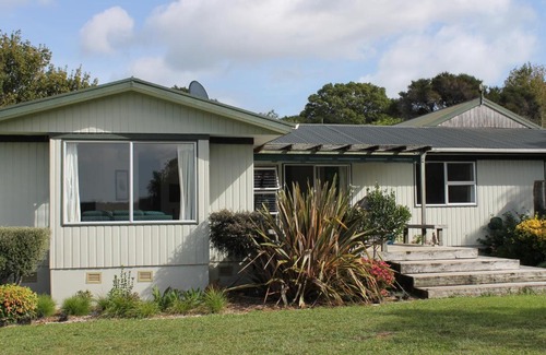 Kerikeri House | Aroha Island