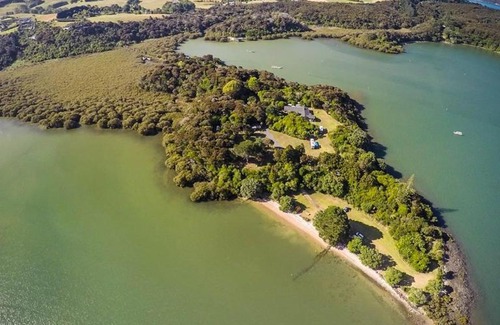 Kerikeri House | Aroha Island