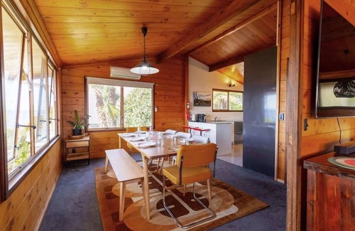 Kawaha Point House | Aroha Te Taumata | Great Lake Views & Spa Pool