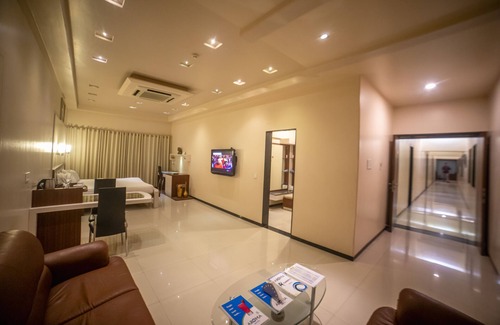 Latur Hotel | Aroma