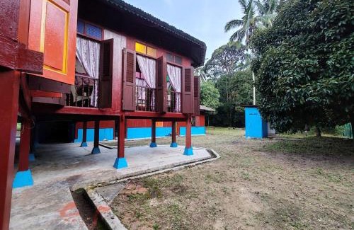 Alor Gajah House | Aroma Santai Homestay
