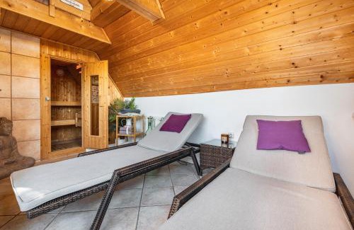 Hollern House | Arosa