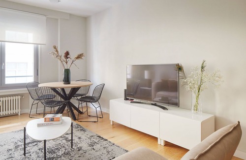 San Sebastian Centro Apartment | Arrasate 2 by FeelFree Rentals
