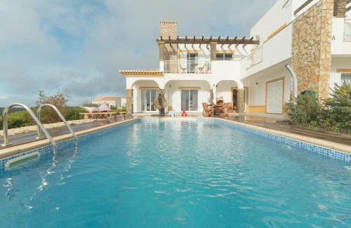 Aljezur Bed & Breakfast | Arrifana Destination Suites