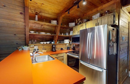 Hochatown Cabin | ARROW HOUSE -Modern Luxury A Frame at the Entrance of Beavers Bend