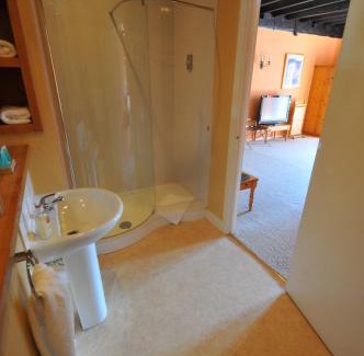Alcester Hotel | Arrow Mill- Brunning and Price