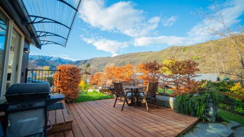 Arrowtown Apartment | Arrowtown Gold - Elevated Two Bedroom Apartment