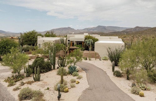 Maricopa County House | Arroyo Vista by LuxeKey | Private Cave Creek Home w/Desert Views and Pool