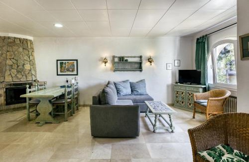 Empuriabrava Apartment | Art- Apartamentos Revilla Tacke G