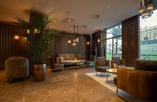 Charlois Hotel | Art Hotel Rotterdam