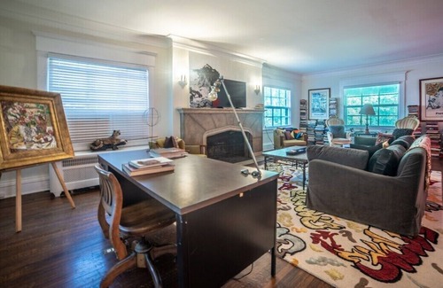 Southmoreland House | ART HOUSE near Westport, Plaza, & Downtown