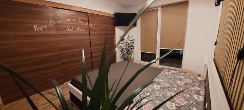 Floresti Apartment | Art House