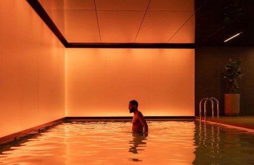 Old Street Hotel | art'otel London Hoxton, powered by Radisson Hotels