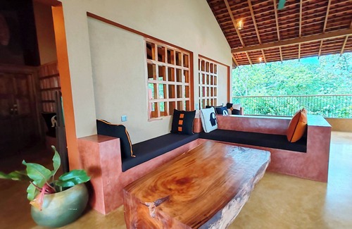 Mahasenpura Hotel | Art Yala