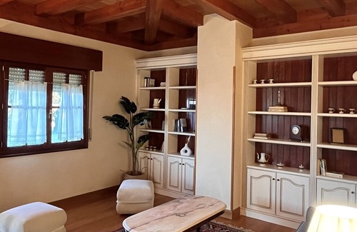 Ibarranguelua Villa | Artegoikoa, Villa Situada Junto a la Costa