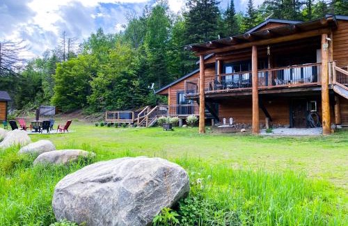 Lantier Ski Chalet | Artemis Log Cabin with Spa & Mountain View