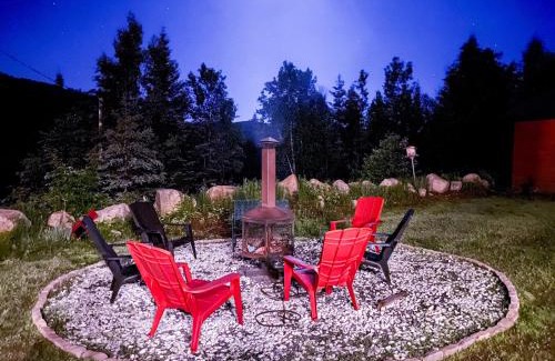 Lantier Ski Chalet | Artemis Log Cabin with Spa & Mountain View