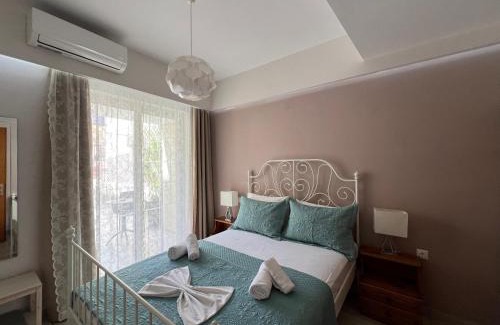 Platanias Town Apartment | Artemis Rooms two steps by the sea