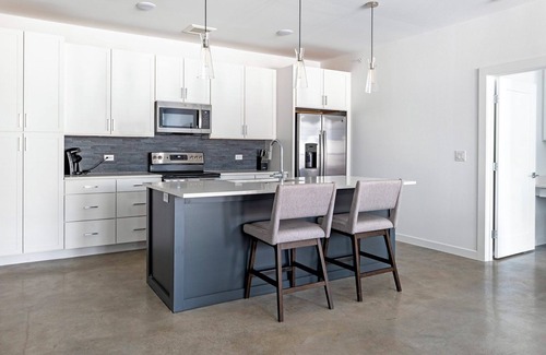 Austin Apartment | Artesian 2BD 8 - Two Bedroom Apartment, Sleeps 4