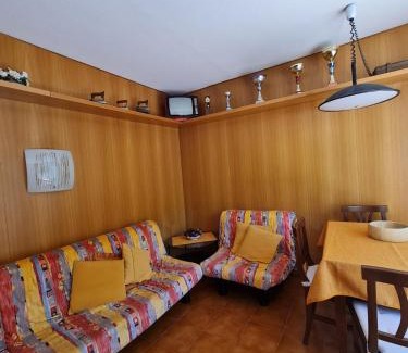 Artesina Apartment | Artesina - ski in & ski out - vista sulle Alpi e camino