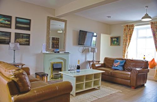 Carsethorn House | Arthur's Cottage