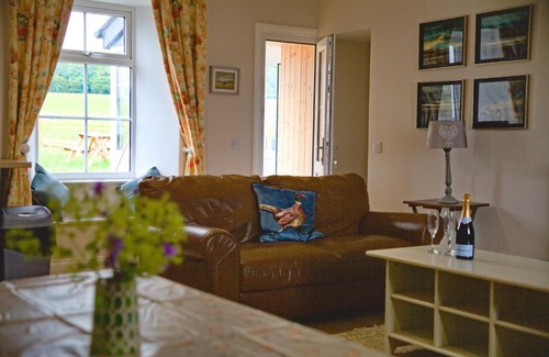 Carsethorn House | Arthur's Cottage