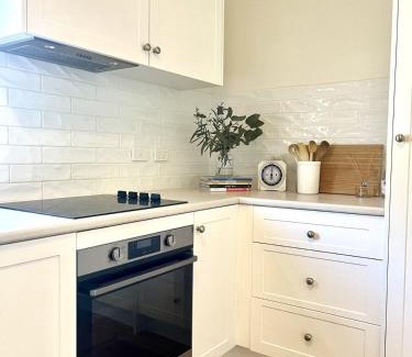 Burra House | Arthurs Place - Burra