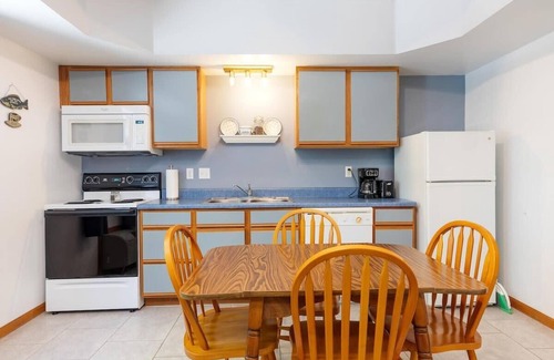 Indian Point Cabin | Artilla Cove Cabin 8- Lakeview- BBQ Area- Pool!